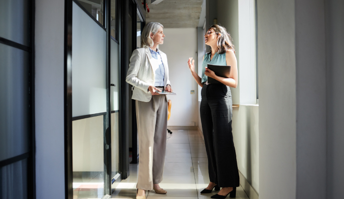 Vi styrer salgsprocesser sikkert i mål og bevarer den gode relation undervejs